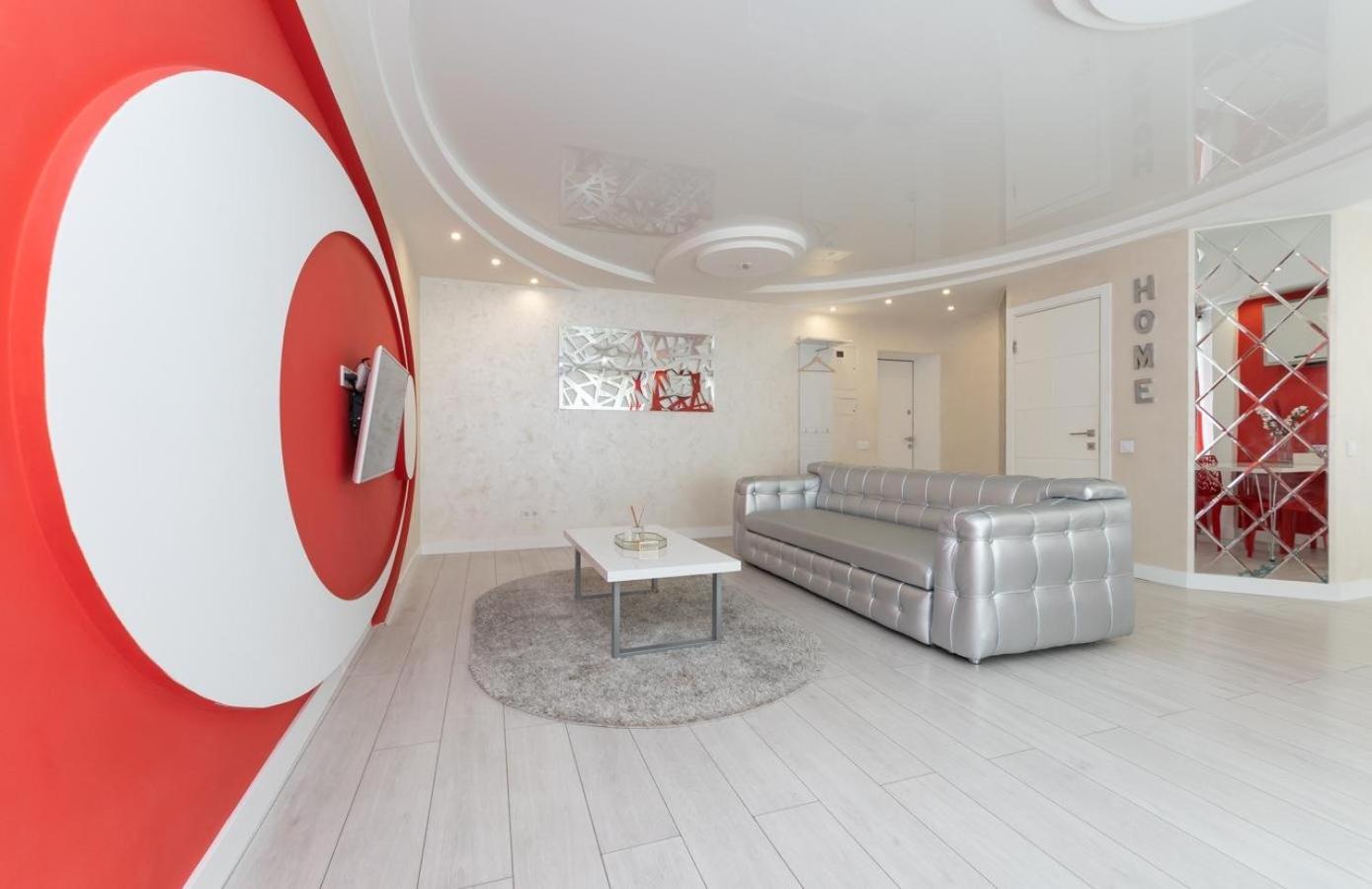 Flat24 On Lesi Ukrainki 3 Apartment Kiev Bagian luar foto