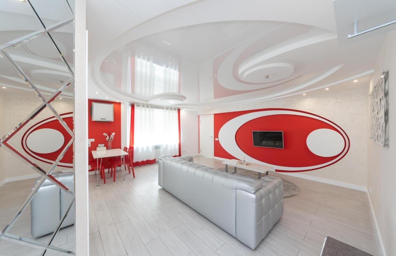 Flat24 On Lesi Ukrainki 3 Apartment Kiev Bagian luar foto