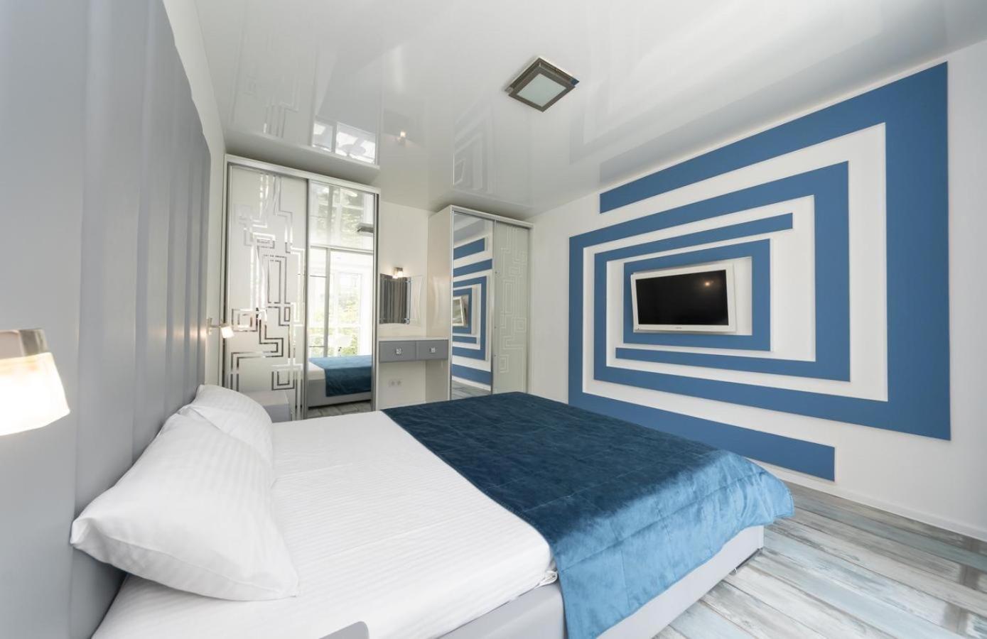 Flat24 On Lesi Ukrainki 3 Apartment Kiev Bagian luar foto